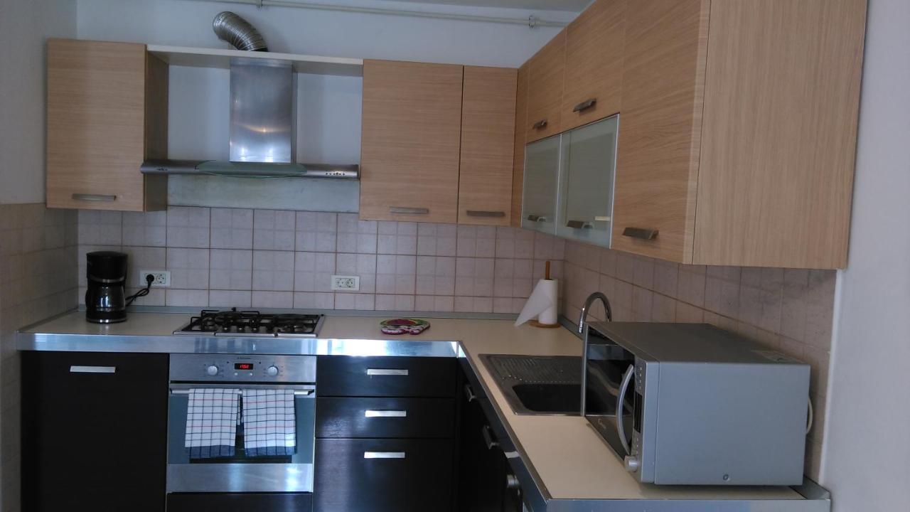 Lair By The Sea - Stoja, Pula Lägenhet Exteriör bild